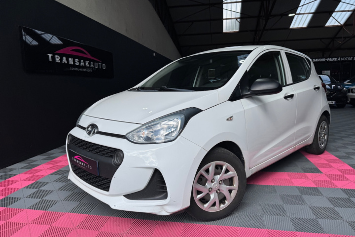HYUNDAI i10