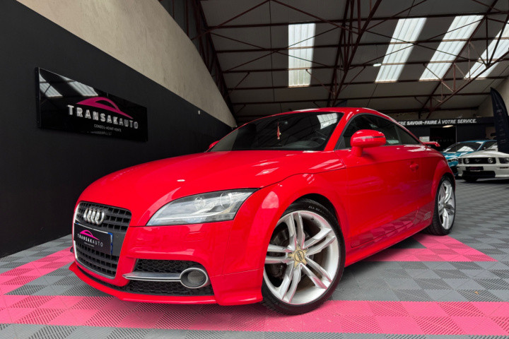 AUDI TT