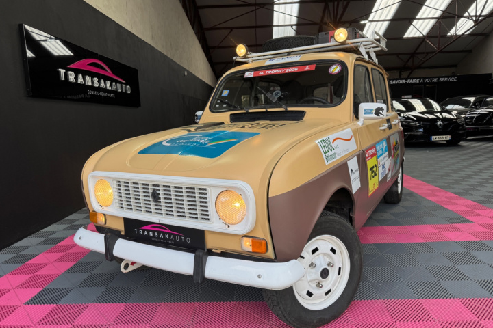 RENAULT R4
