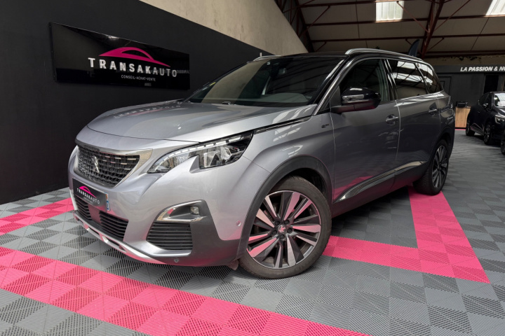 PEUGEOT 5008